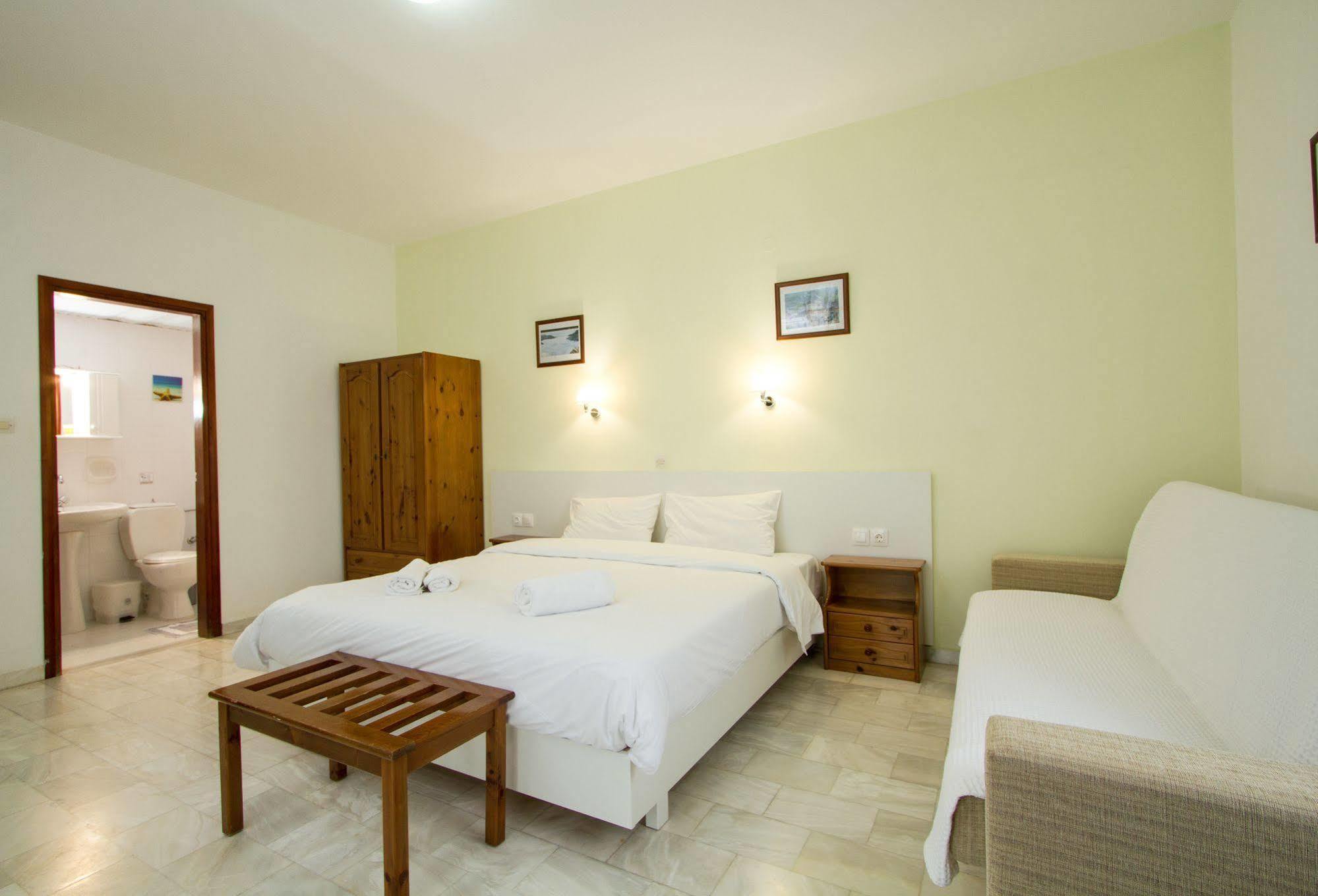 Revekka Rooms Kíssamos Exteriér fotografie